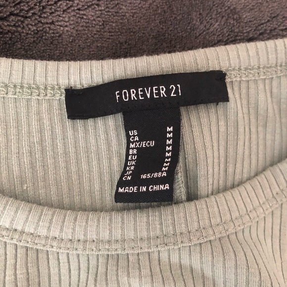 Forever 21 light sage green high neck cut out tank. Medium - Picture 4 of 4